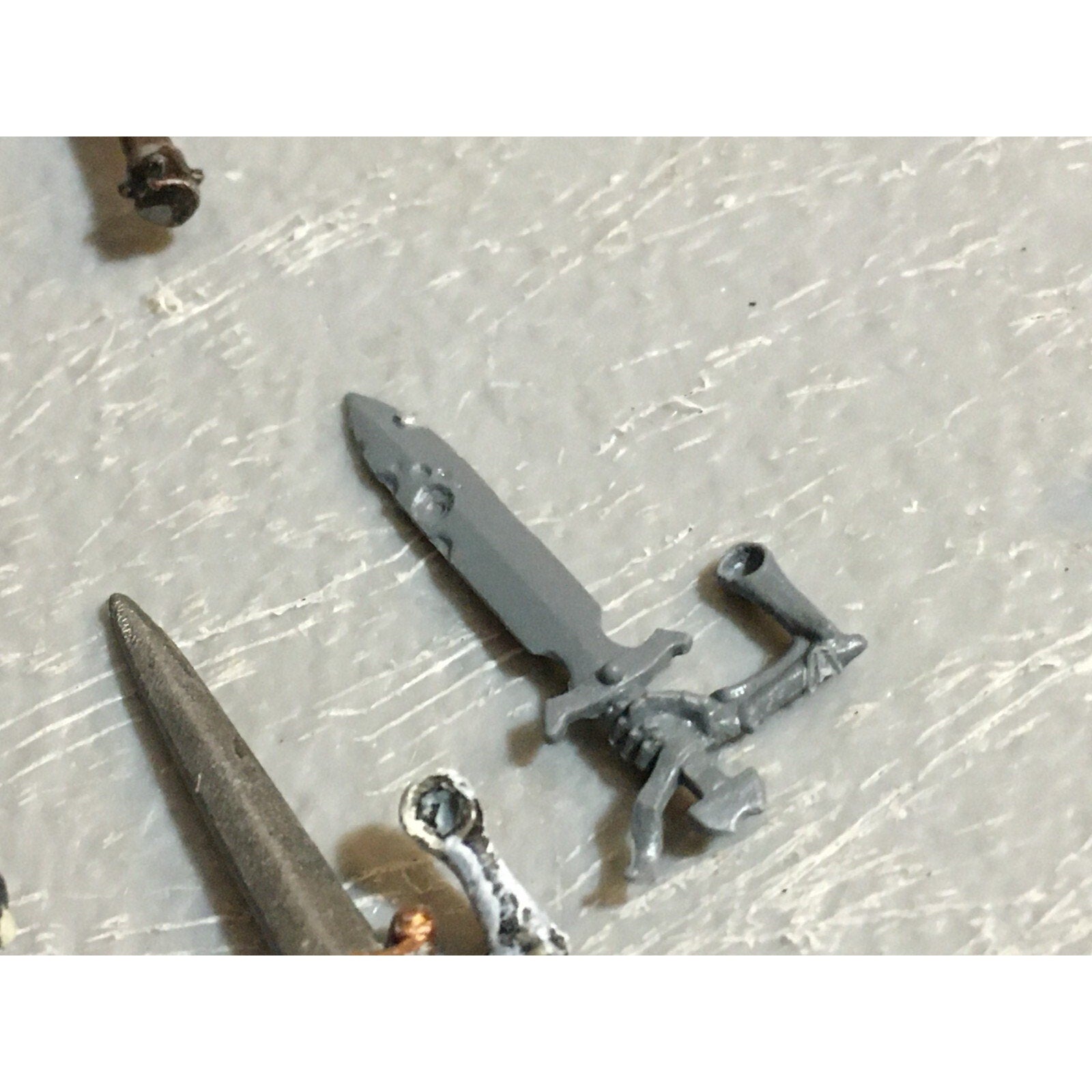 A23229 WARHAMMER FANTASY UNDEAD VAMPIRE COUNTS BITS LOT SKELETON ARMS HEADS GW
