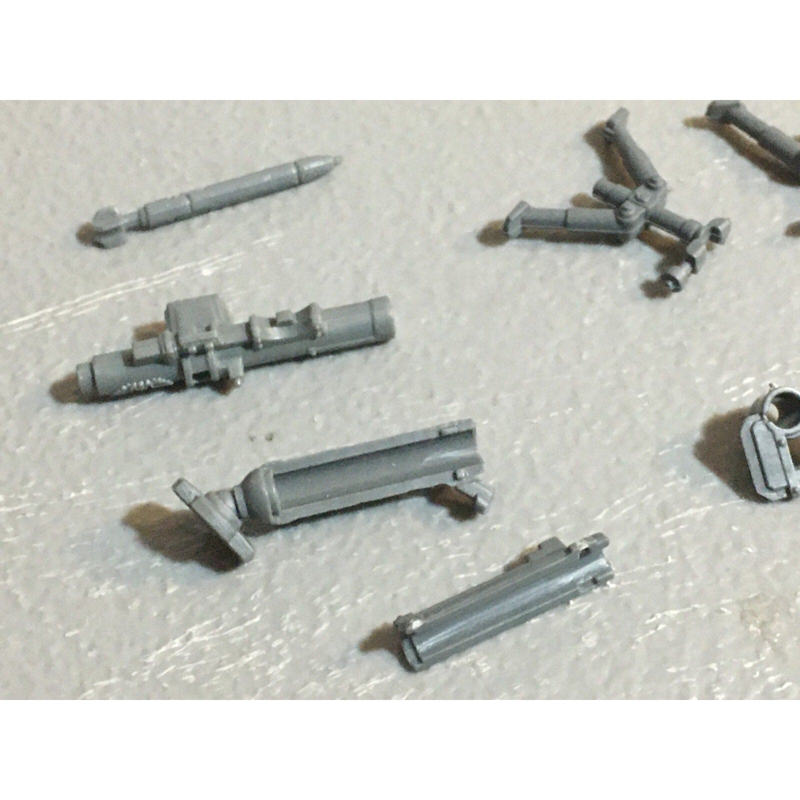 A17813 WARHAMMER 40K ASTRA IG GUARD HEAVY WEAPONS OPTS MISSILE MORTAR BITS LOT
