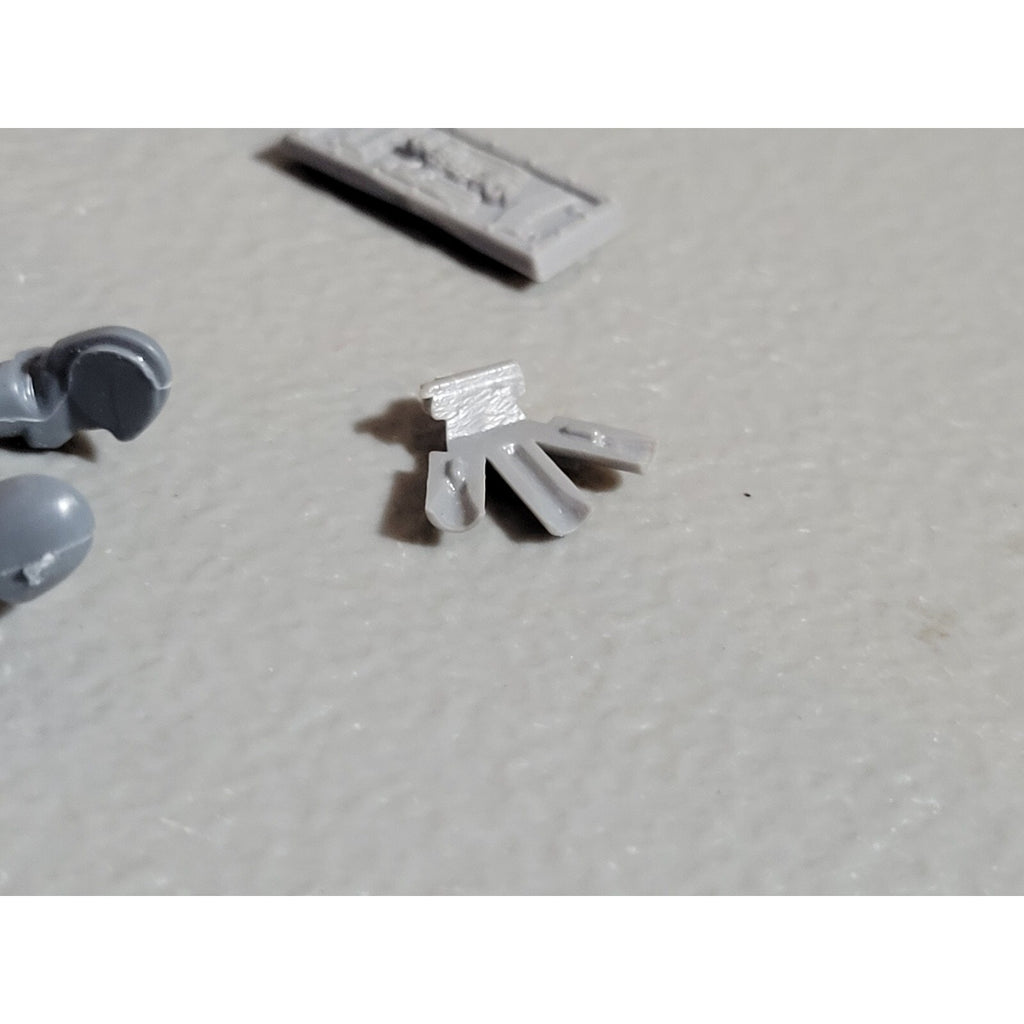 A18906 WARHAMMER 40K SPACE MARINES BITS LOT TANK RHINO RAZORBACK DARK ANGELS