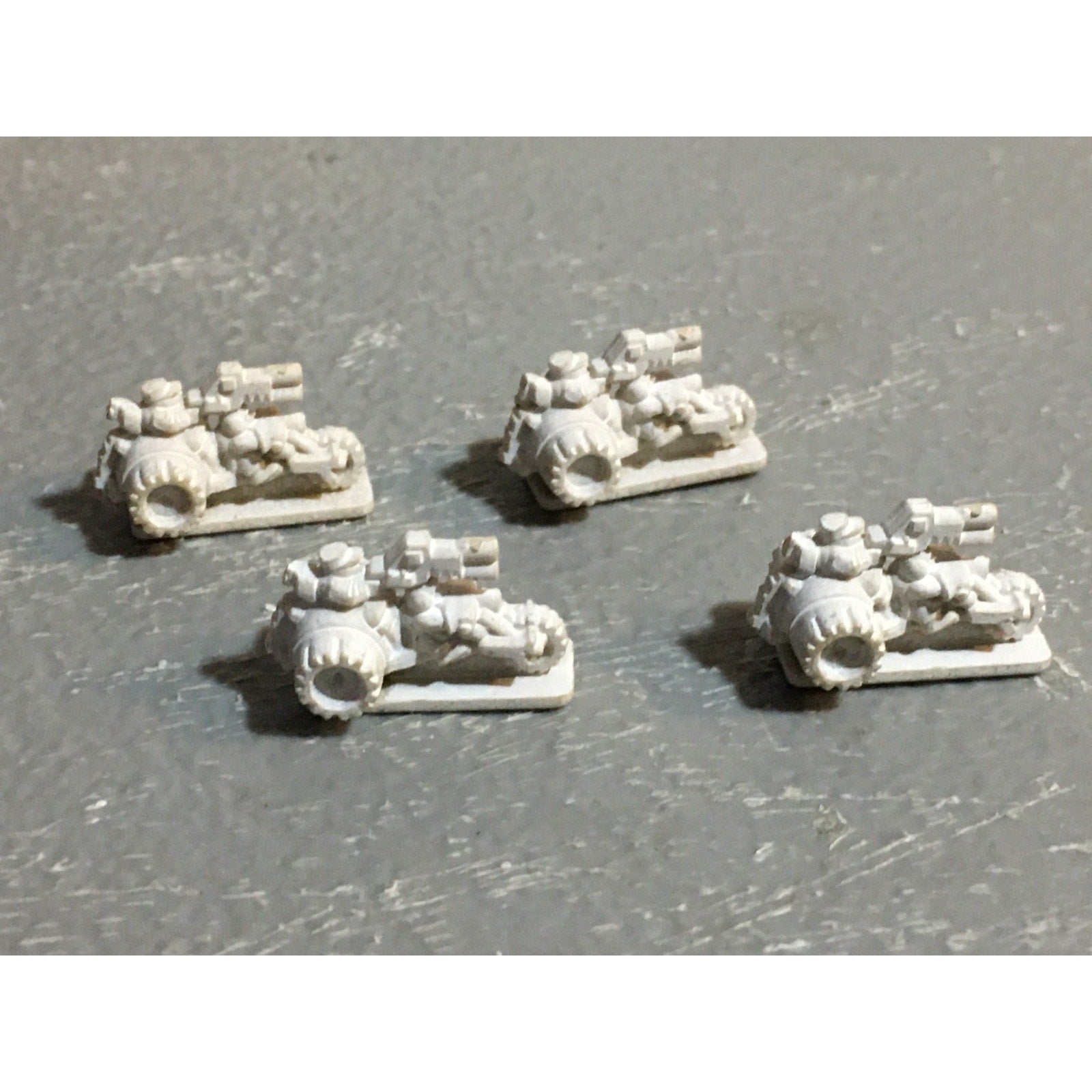 A24541 EPIC 40K SQUAT TRIKE BIKES 4X GAMES WORKSHOP WARHAMMER GW