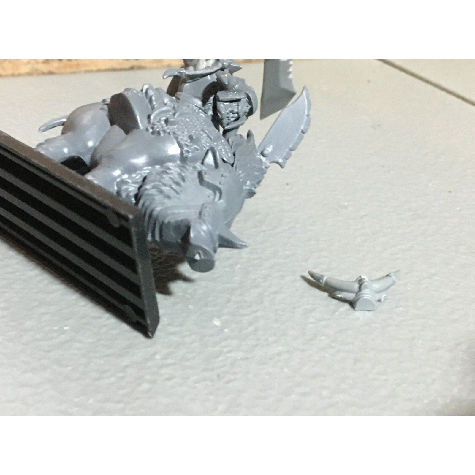 A20087 WARHAMMER FANTASY ORCS & GOBLINS ORC WARBOSS ON BOAR GAMES WORKSHOP