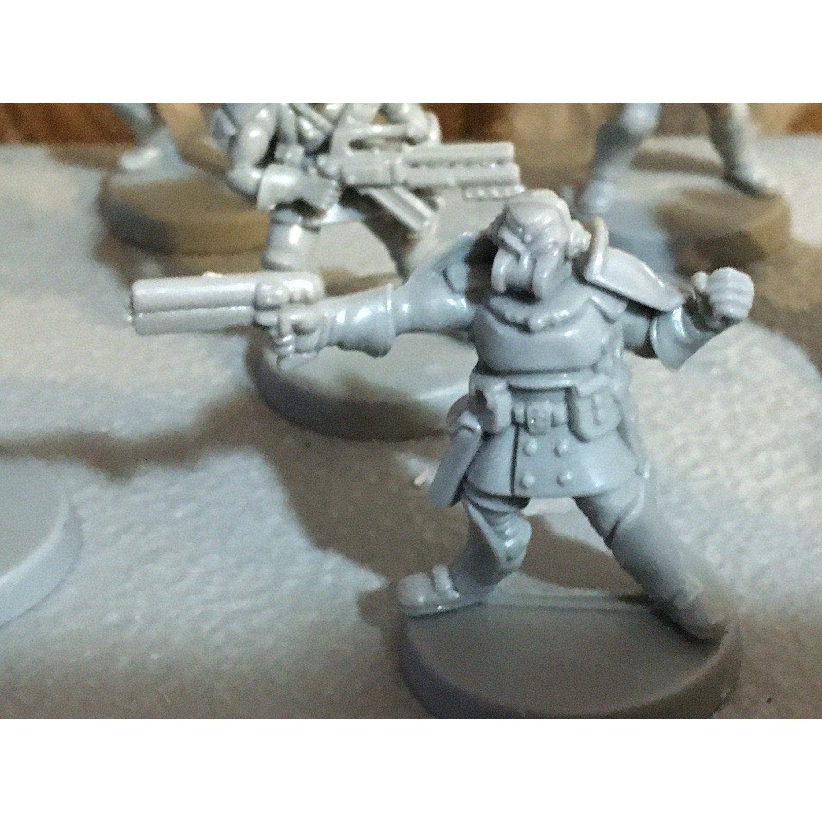 A30061 UNKNOWN TABLE TOP SCI-FI POWER ARMOR SOLDIERS 10 PK WAR GAMES
