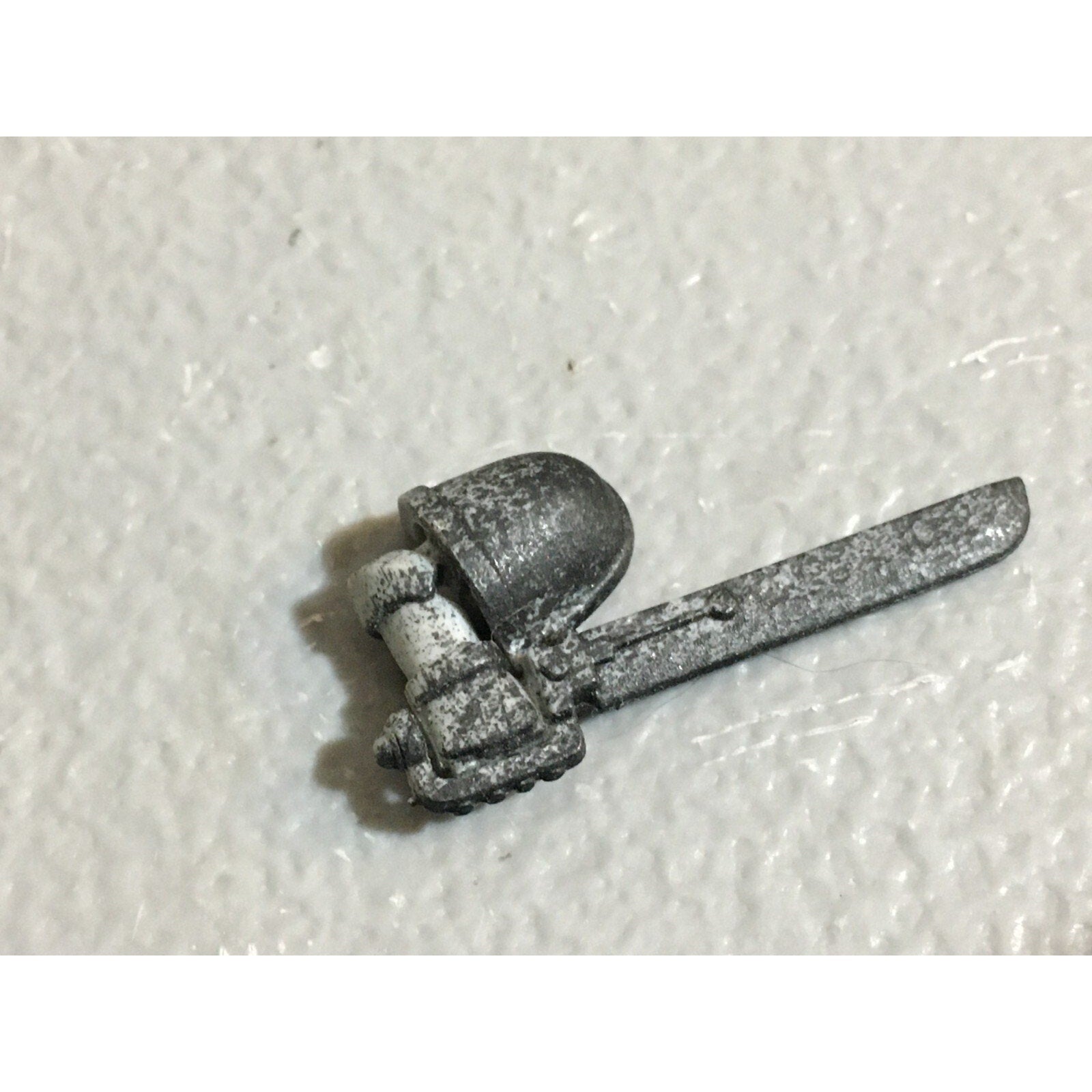A22989 WARHAMMER 40K SPACE MARINES BITS LOT SWORDS FISTS POWER GW GAMES WORKSHOP