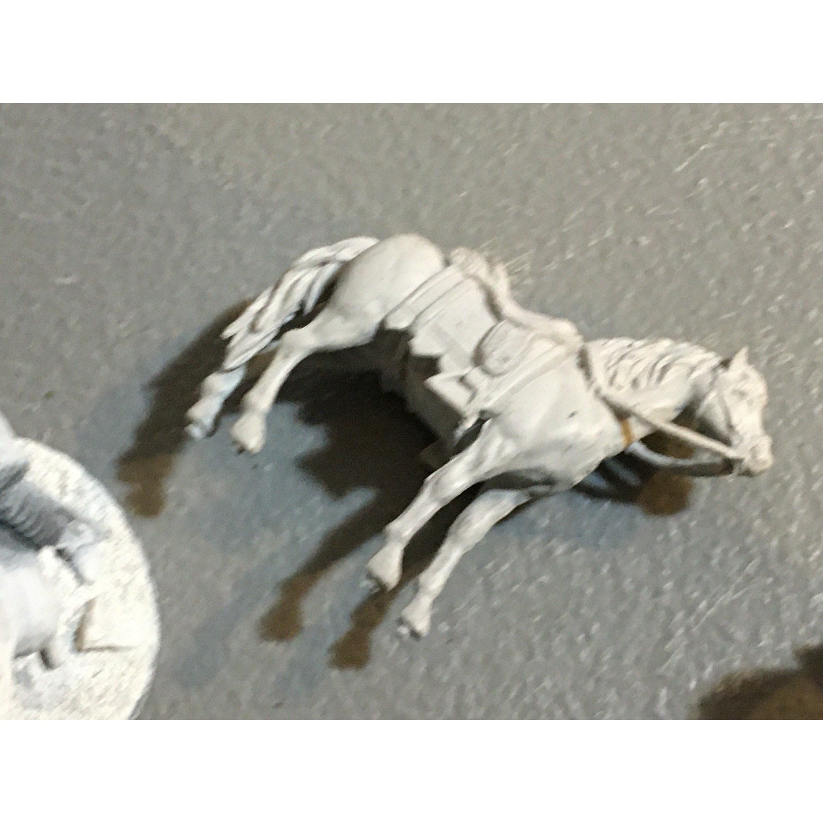 A32551 UNKNOWN MINIATURES PLASTIC ANIMAL SPIDER HORSE INCOMPLETE KNIGHT