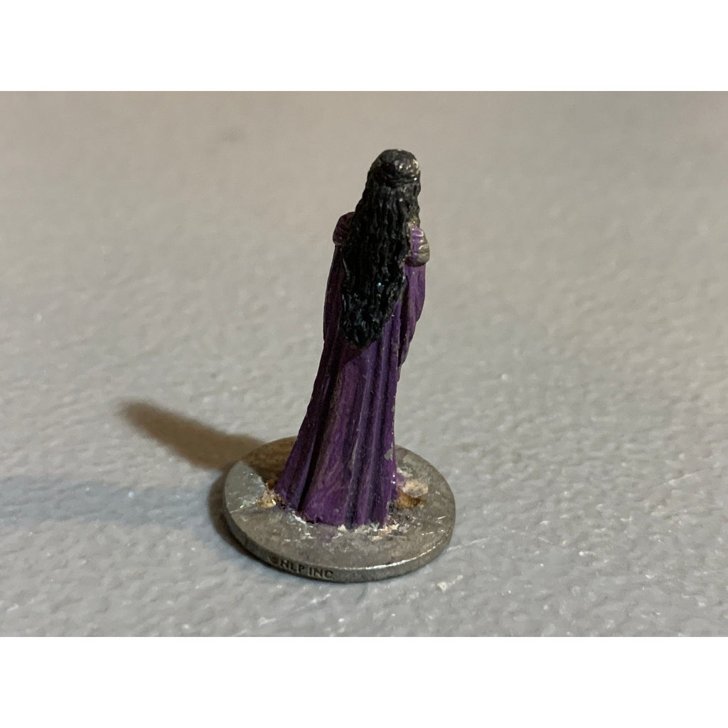 A29186 UNKOWN METAL MINIATURE FEMALE PRINCESS QUEEN MAIDEN