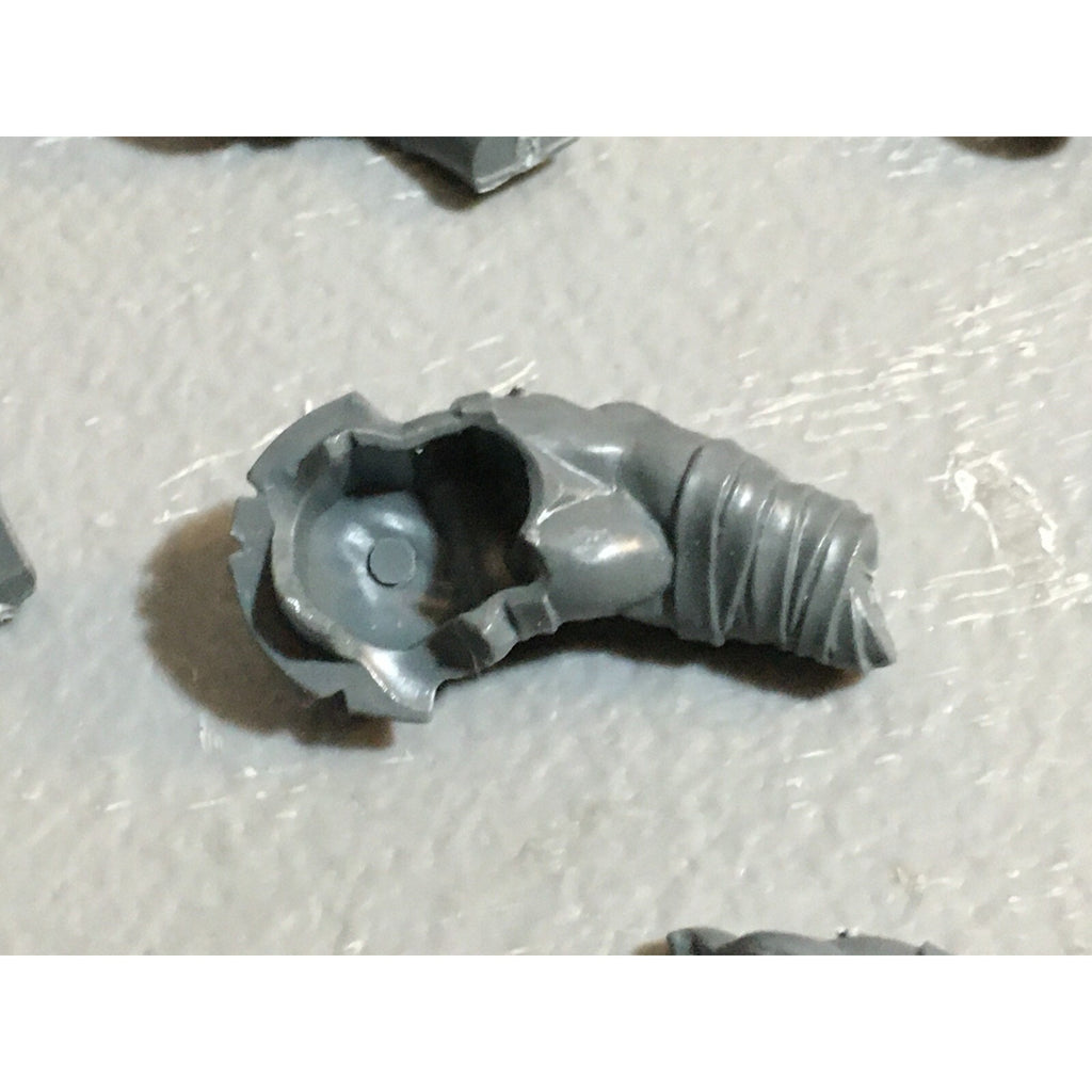 A23169 WARHAMMER FANTASY CHAOS BEASTMEN BITS LOT MINOTAUR ARMS GW GAMES WORKSHOP