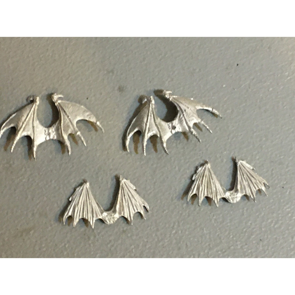 A33853 WARHAMMER 40K TYRANIDS BITS LOT METAL GARGOYLE WINGS 2PK & CHAOS FURY 2PK