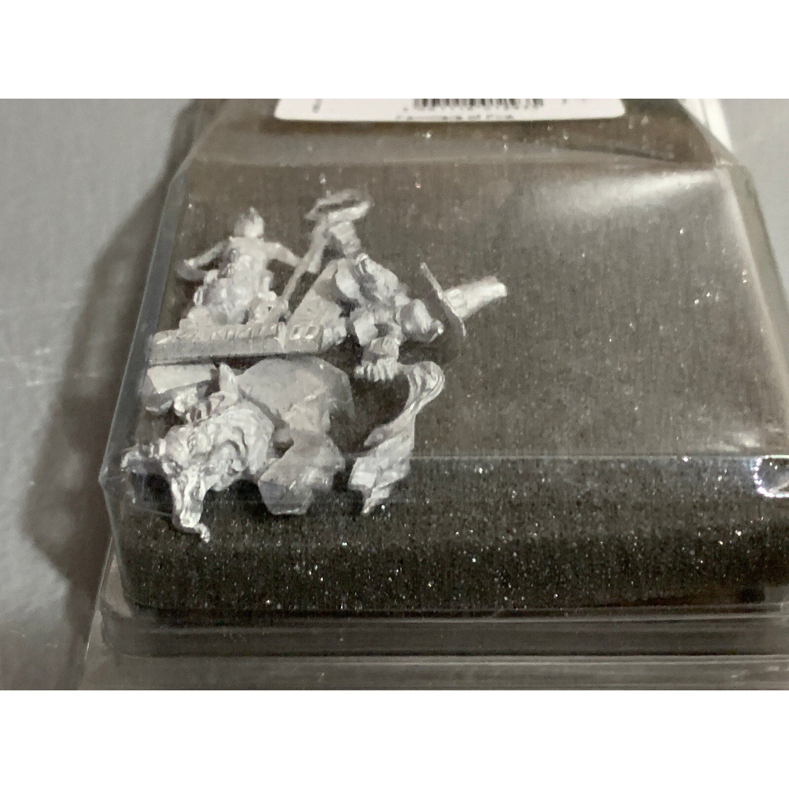 A10399 RACKHAM CONFRONTATION METAL OOP FAMILIARS OF FIRE