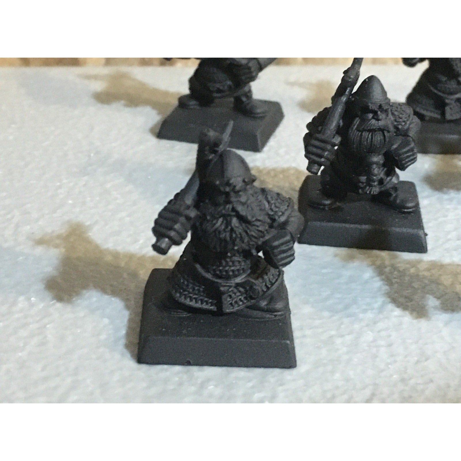 A33418 WARHAMMER FANTASY OLD WORLD DWARFS DWARF CROSSBOWMEN 8 PK + INCOMP