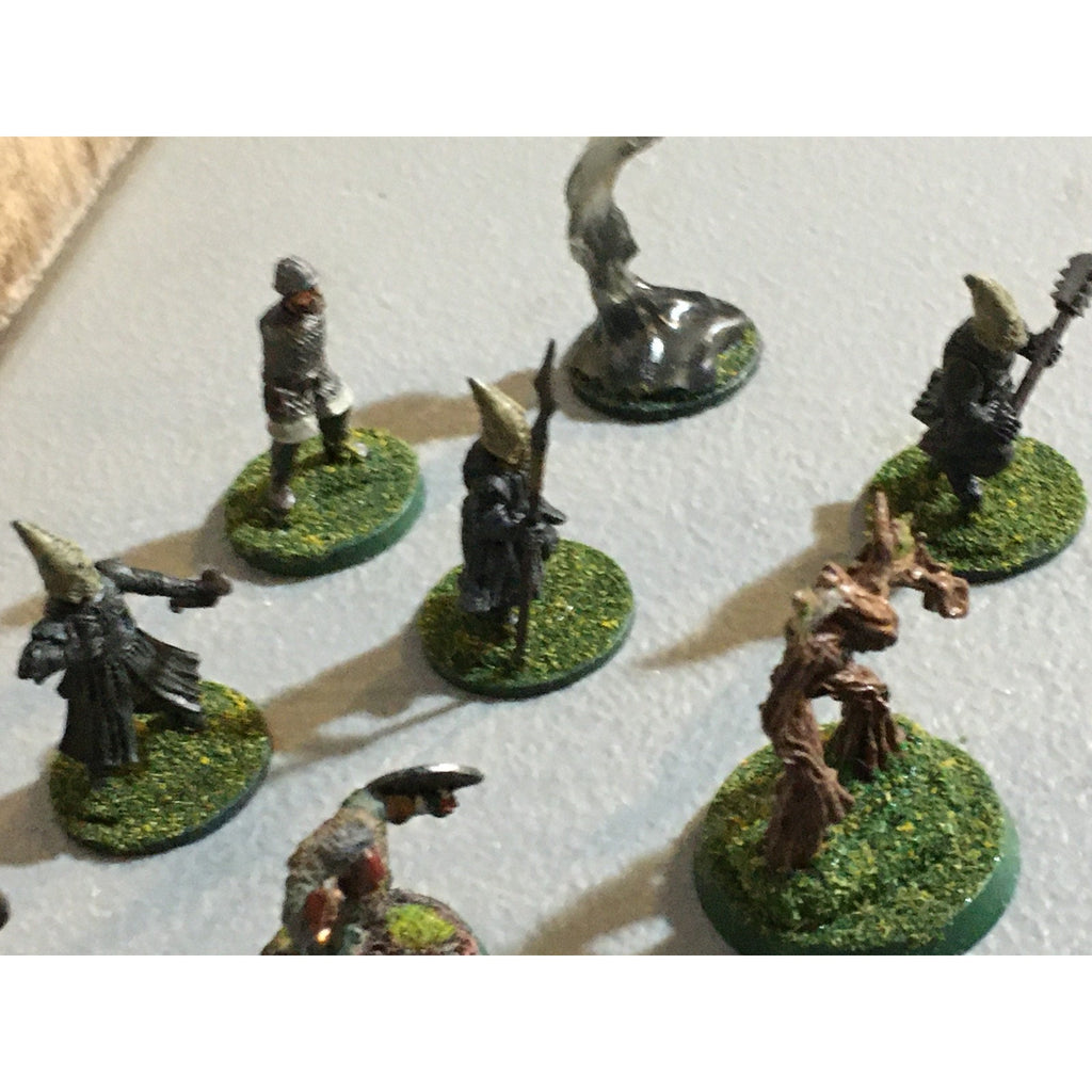 A32502 UNKNOWN PLASTIC MINIATURES HUMAN ORC DRYAD INCOMPLETE