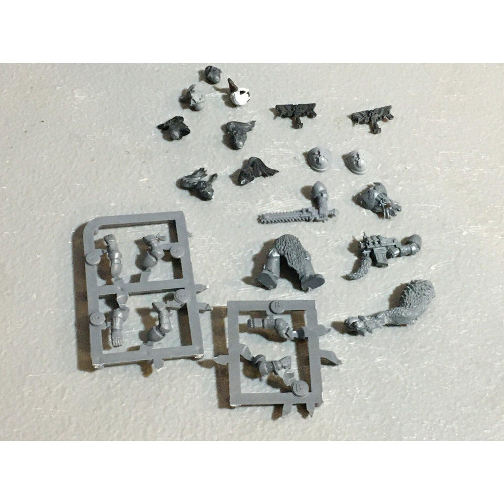A23175 WARHAMMER 40K SPACE MARINES WOLVES BITS LOT MIXED GW GAMES WORKSHOP