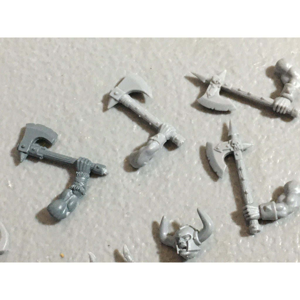 A22182 WARHAMMER FANTASY CHAOS MORTALS BITS LOT MIXED MARAUDER COMMAND & ARMS GW