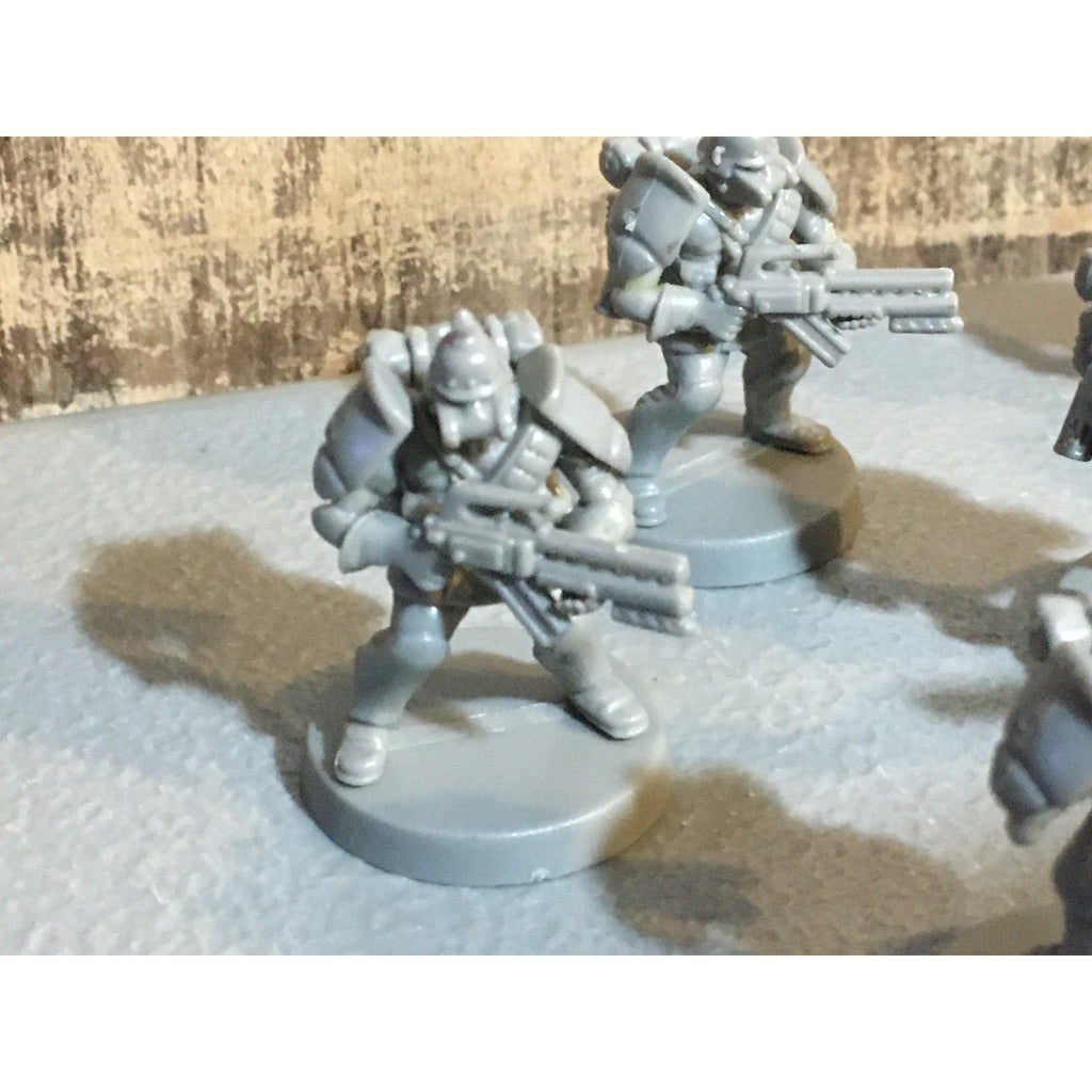 A30062 UNKNOWN TABLE TOP SCI-FI POWER ARMOR SOLDIERS 10 PK WAR GAMES