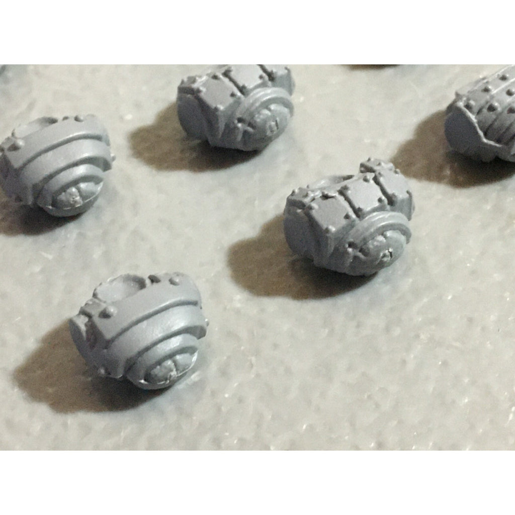 A22302 WARHAMMER FANTASY SKAVEN BITS LOT CLANRAT TORSOS GAMES WORKSHOP GW