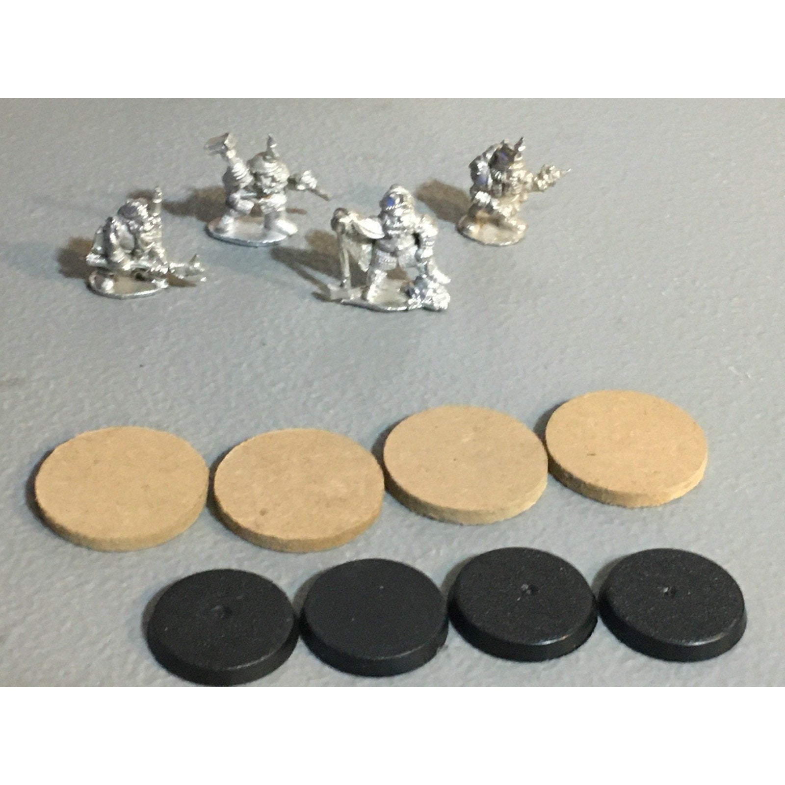 A32707 ALTERNATIVE ARMIES METAL MINIATURES DWARVES DH7 DWARF CAVERN FIGHTERS 4/5