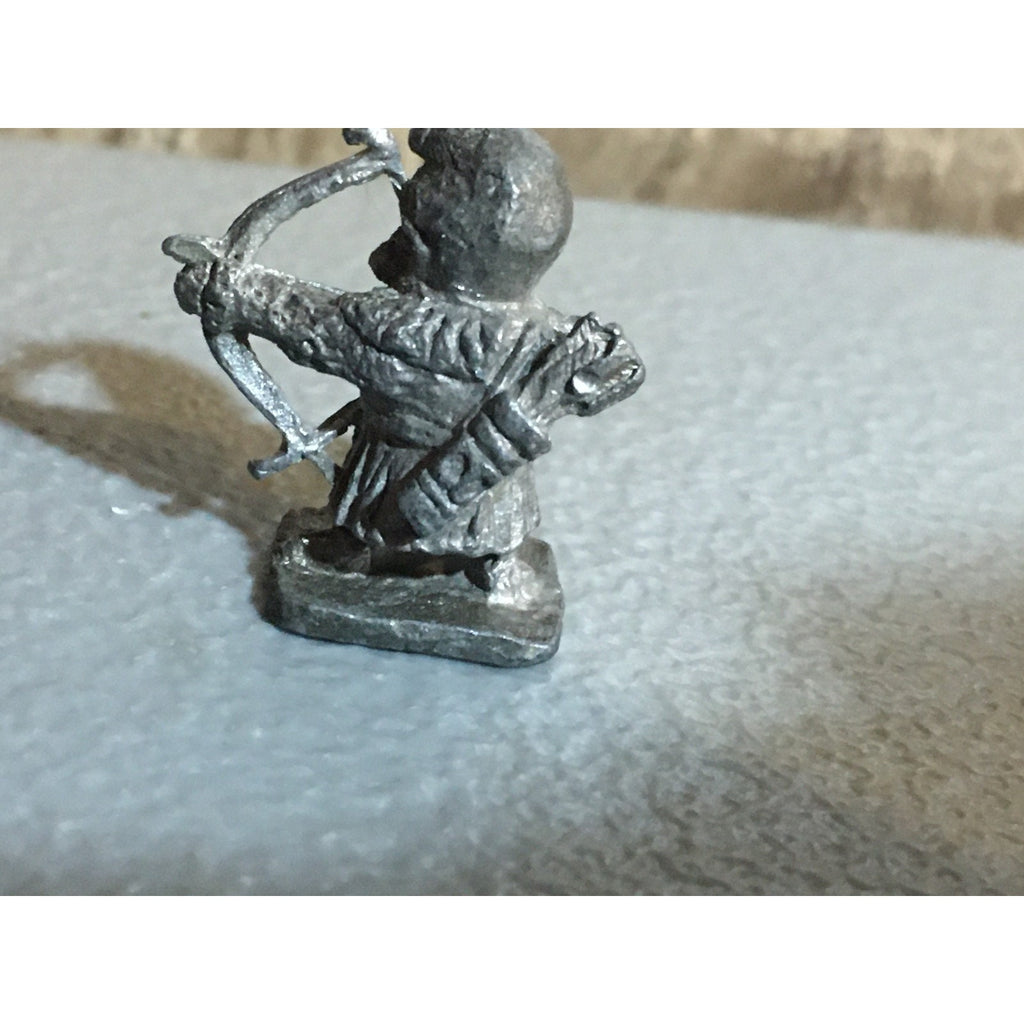 A32080 CUSTOM CAST MINIATURES FANTASY 1978 DWARF ARCHER METAL TABLE TOP