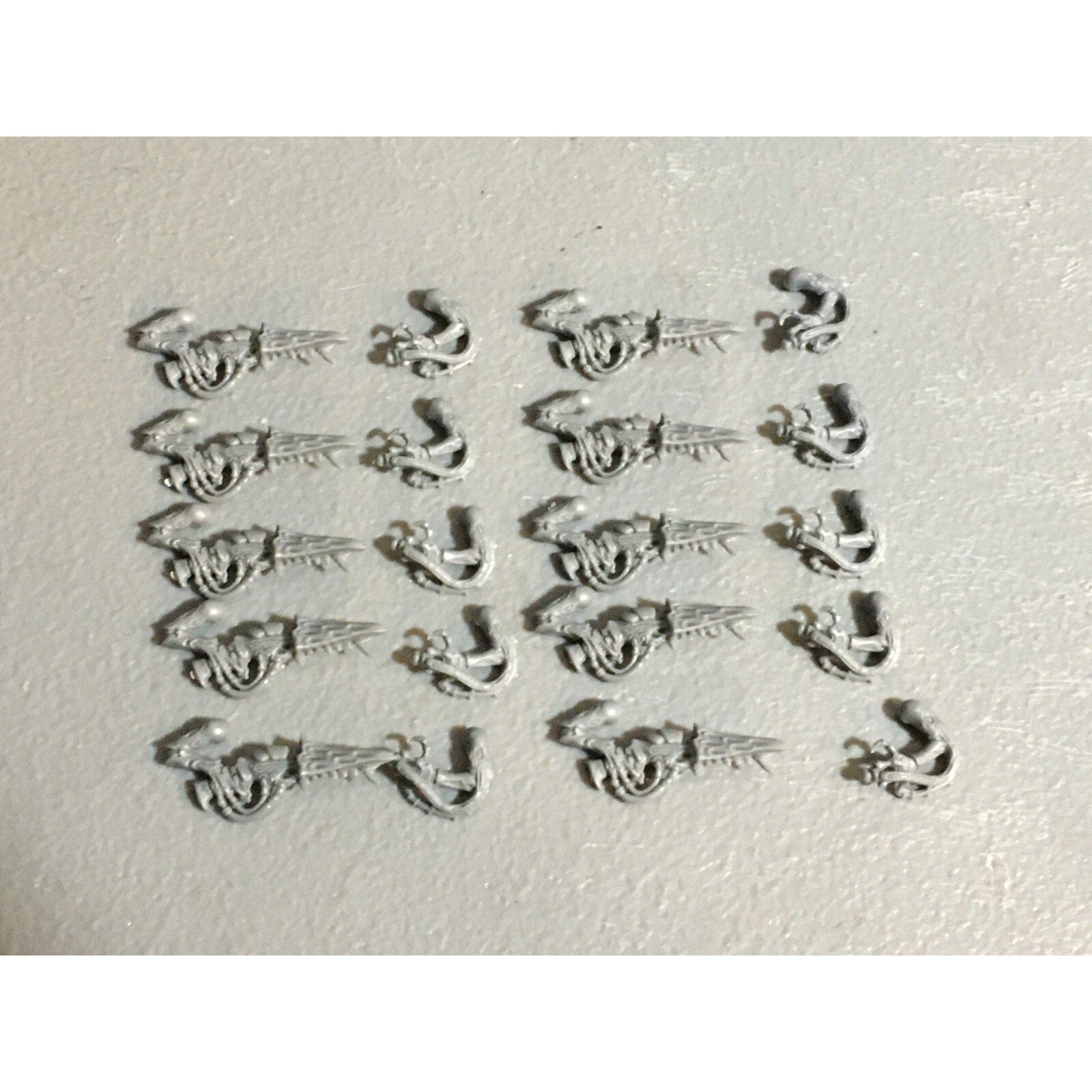 A23052 WARHAMMER 40K TYRANIDS BITS LOT DEVOURERS TERMAGANTS GAMES WORKSHOP GW