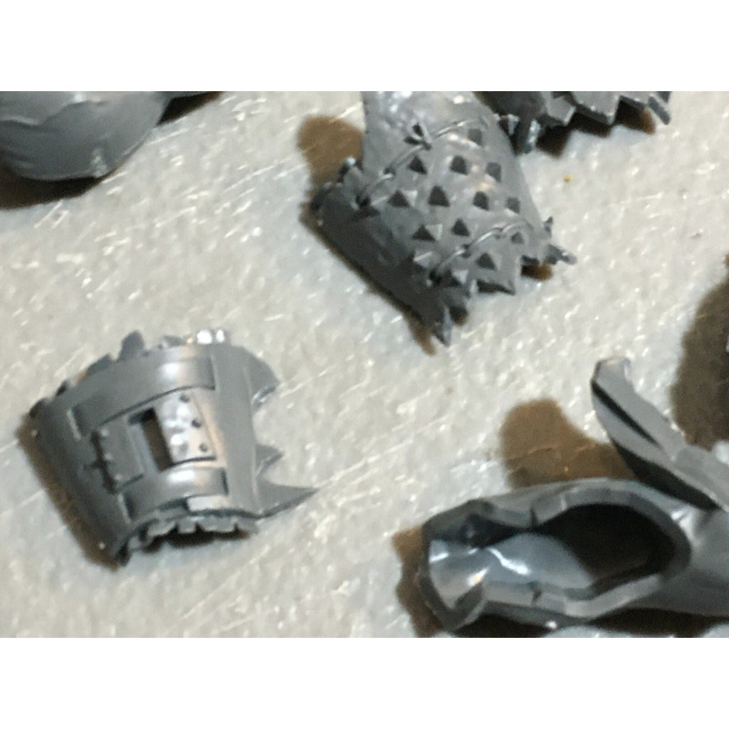 A23248 WARHAMMER FANTASY CHAOS BEASTMEN BITS LOT CYGOR ARM GAMES WORKSHOP GW
