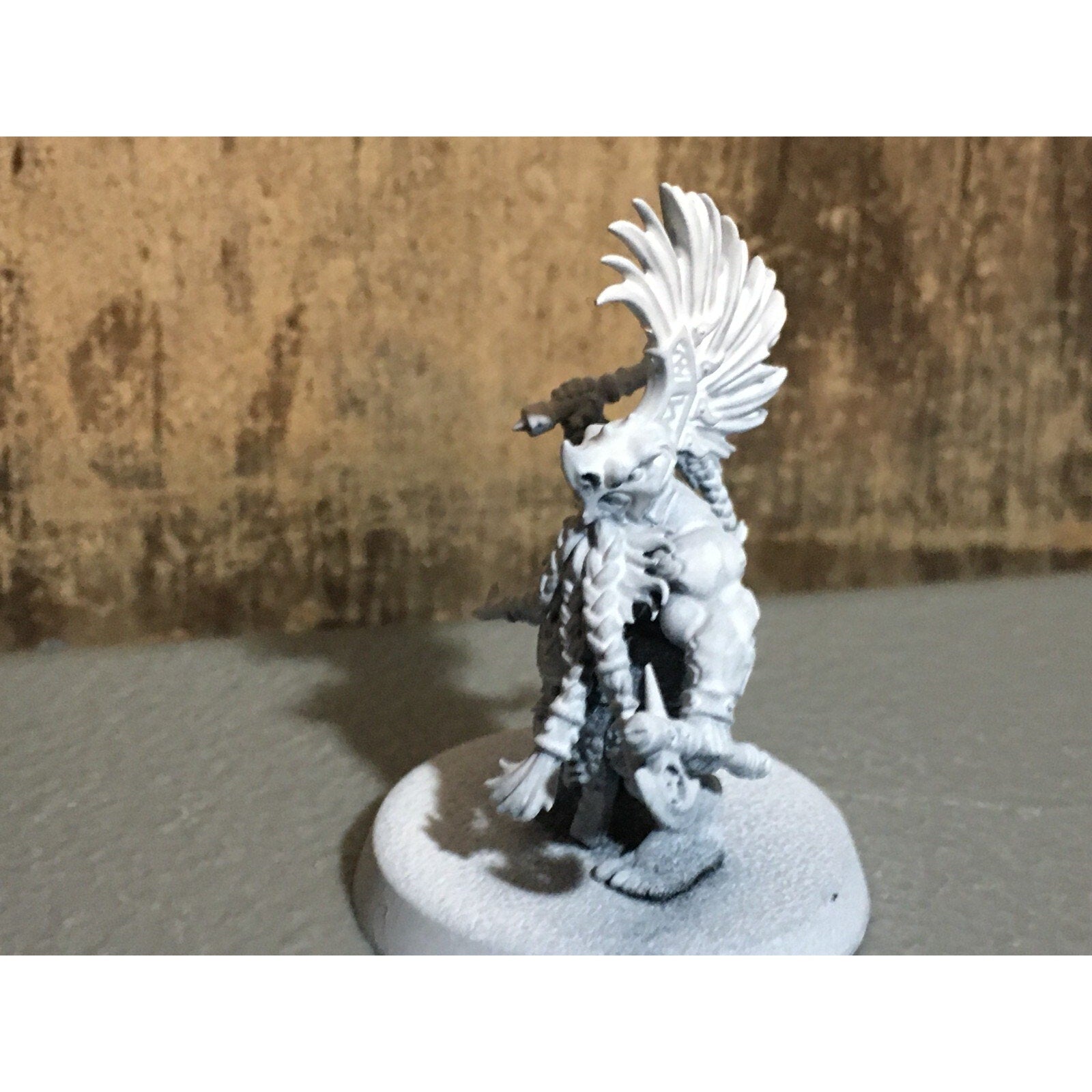 A20169 WARHAMMER FANTASY AOS FYRESLAYERS RUNESON PRIMED