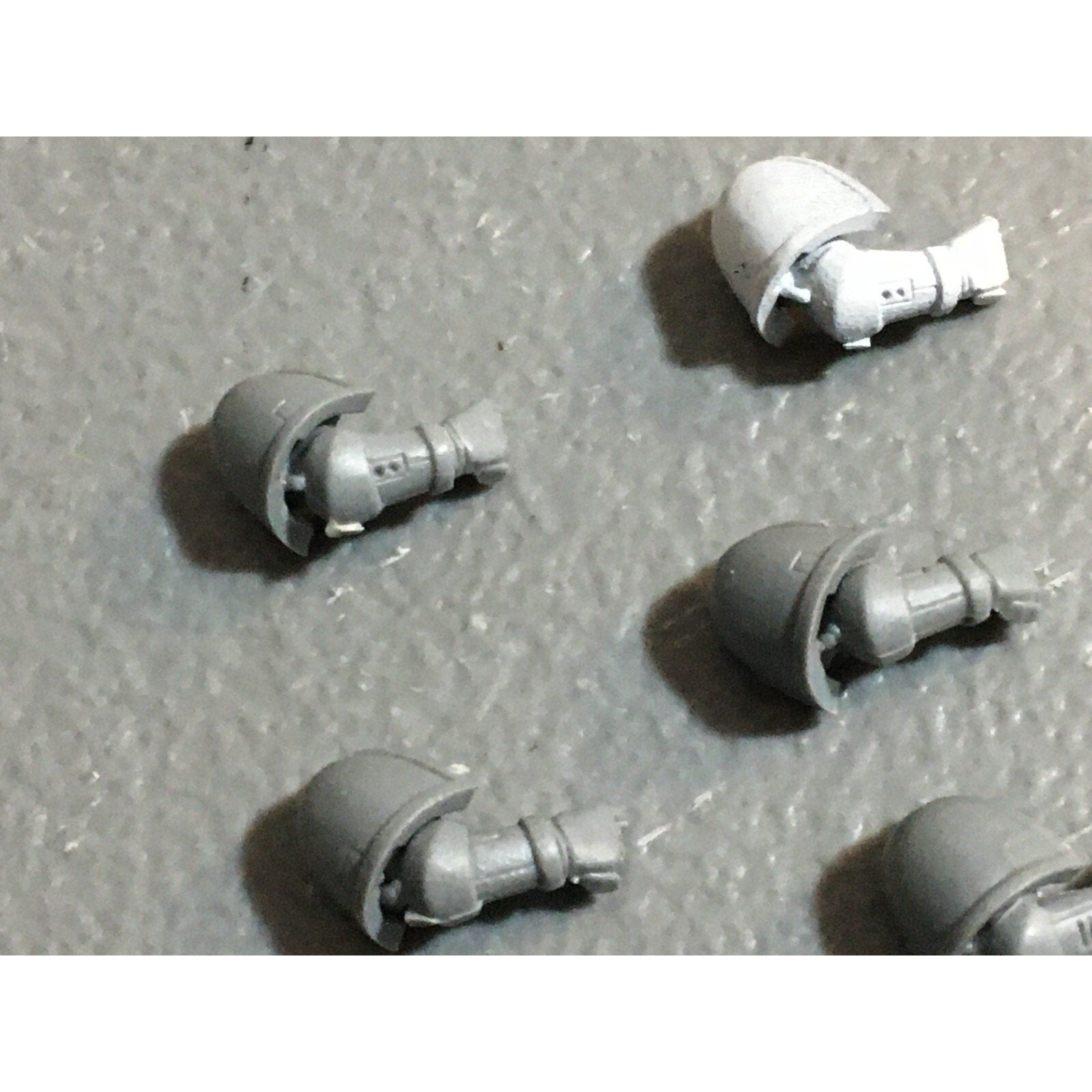 A22947 WARHAMMER 40K SPACE MARINES BITS LOT ARMS GAMES WORKSHOP GW