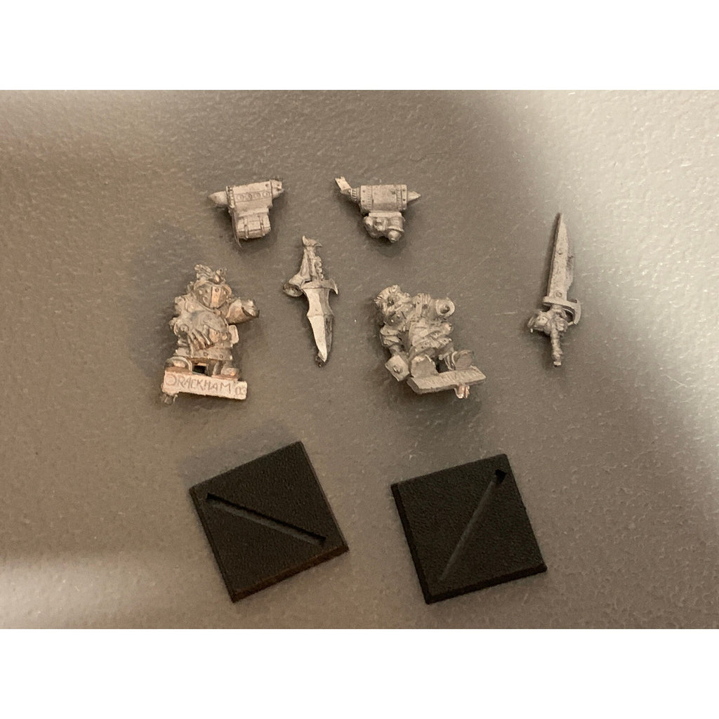 A10271 RACKHAM CONFRONTATION METAL OOP DWARF ARMOURERS