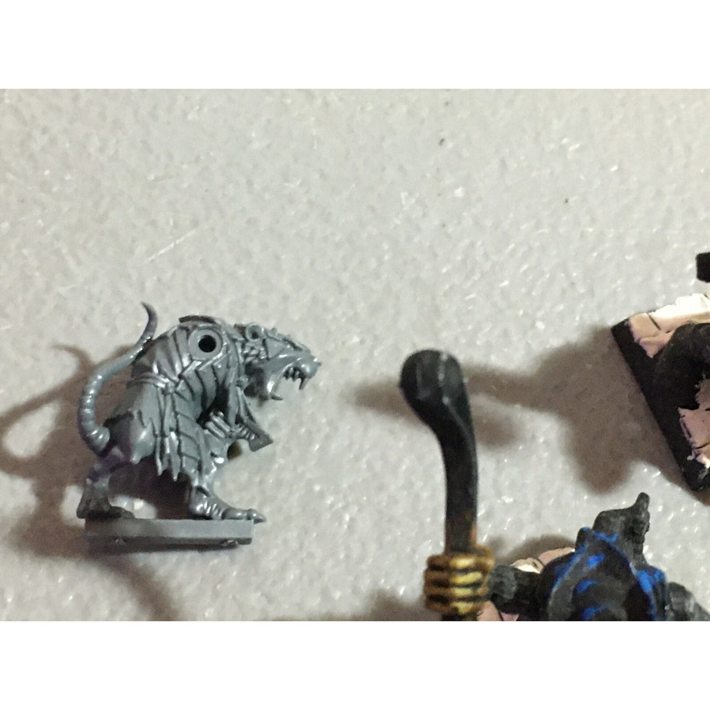 A22307 WARHAMMER FANTASY SKAVEN INCOMPLETE & BITS LOT GAMES WORKSHOP GW