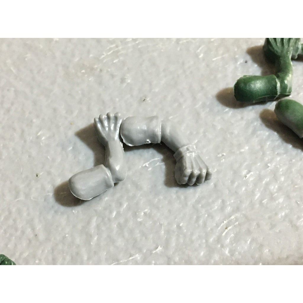 A23269 WARHAMMER 40K ORKS BITS LOT ROGUE TRADER BOYZ ARMS WEAPONS OOP GW