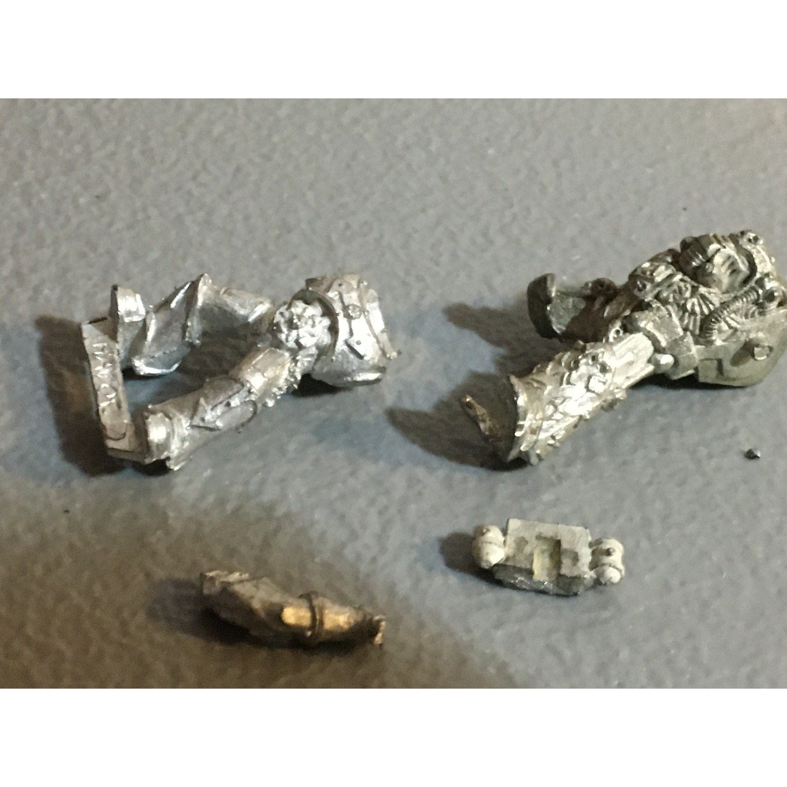 A32818 WARHAMMER 40K CHAOS MARINES WOLVES METAL BITS & INCOMPLETE LOT GW