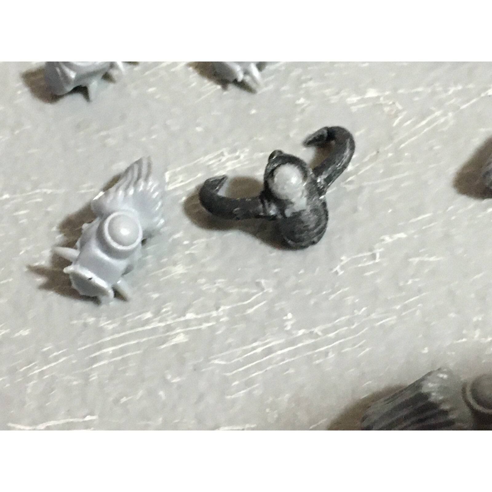 A22253 WARHAMMER FANTASY CHAOS MORTALS BITS LOT WARRIORS KNIGHTS HEADS GW OOP