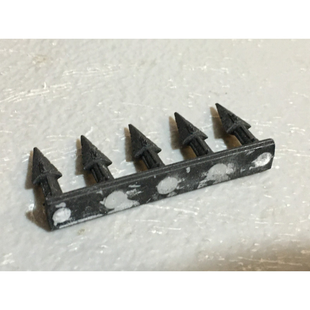 A23244 WARHAMMER 40K CHAOS SPACE MARINES BITS LOT VEHICLE SPIKES LEGS ARMS GW