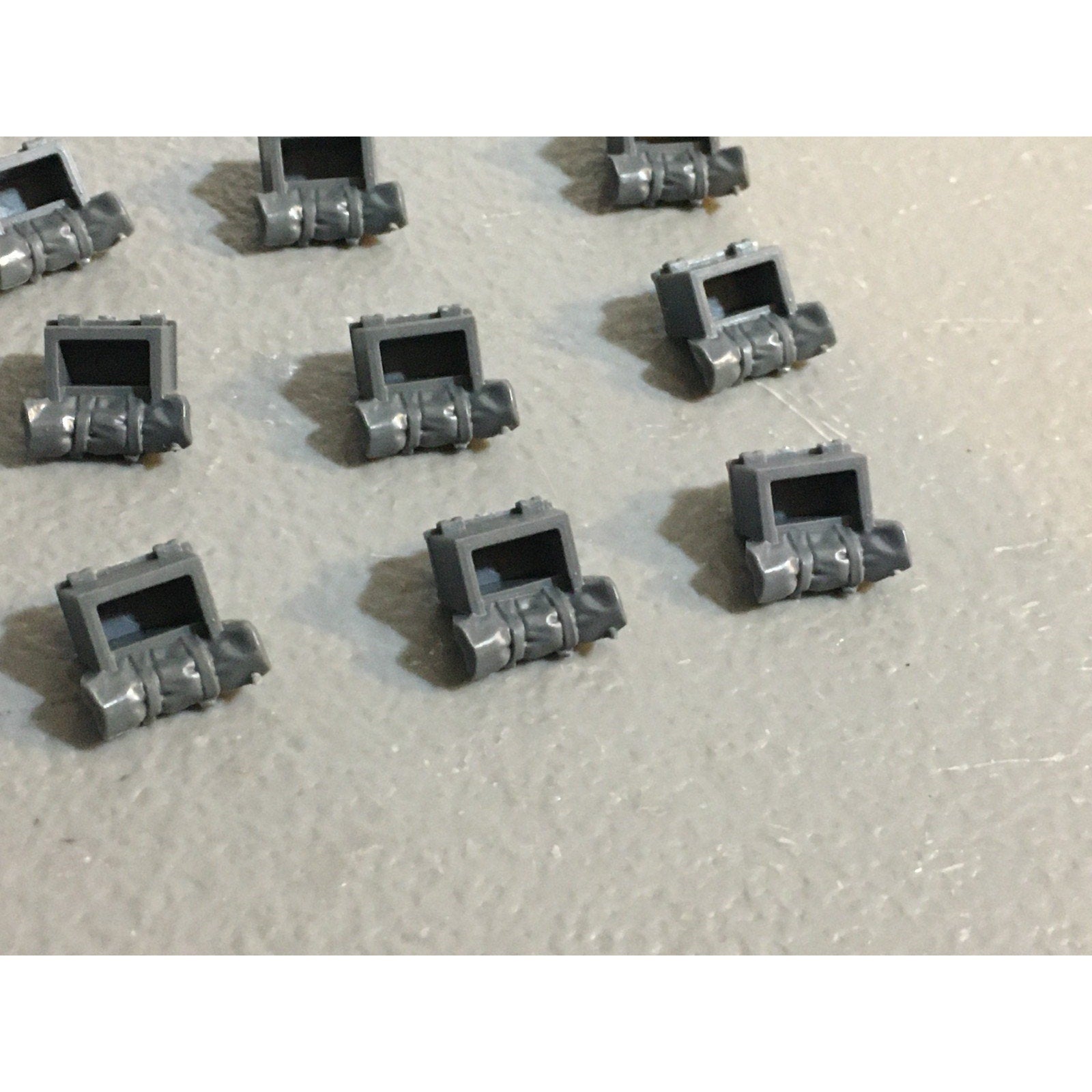 A29399 WARHAMMER 40K SPACE MARINES DARK ANGELS RAVENWING BIKE SADDLEBAG BITS LOT