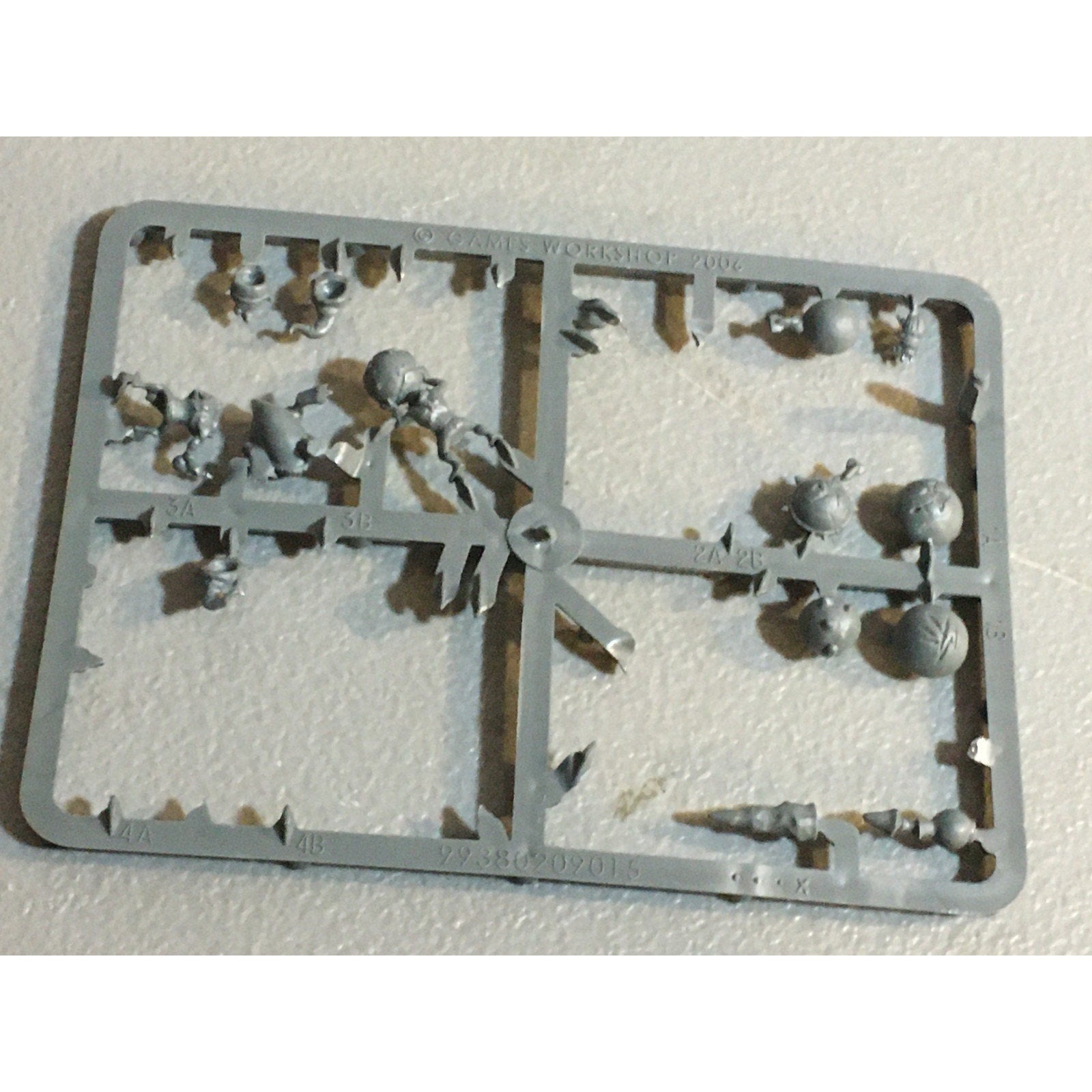A33694 WARHAMMER FANTASY ORCS & GOBLINS BITS ON SPRUE LOT GOBLINS GW