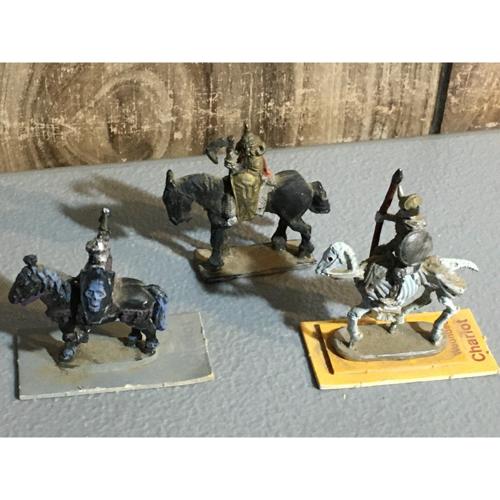 A32531 UNKNOWN METAL MINIATURES 3 PK SKELETON KNIGHT CAVALRY MISS 1 SWORD