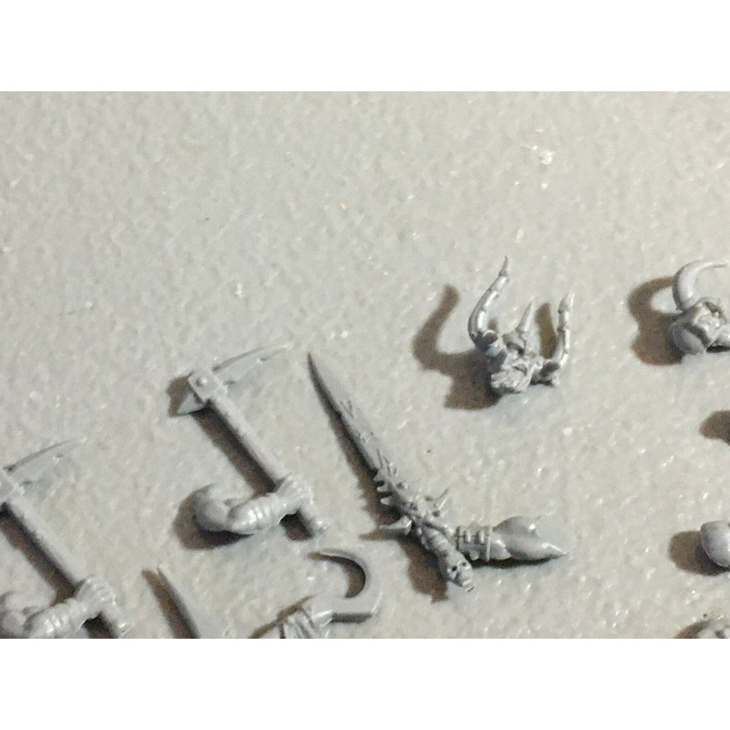 A22188 WARHAMMER FANTASY CHAOS MORTALS BITS LOT MIXED MARAUDER COMMAND & ARMS GW