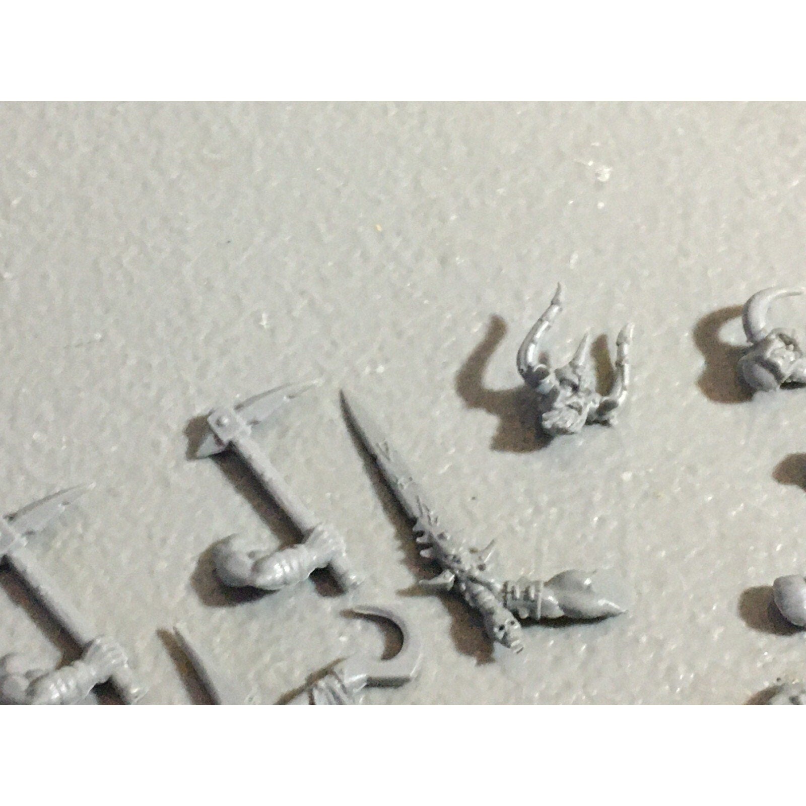A22188 WARHAMMER FANTASY CHAOS MORTALS BITS LOT MIXED MARAUDER COMMAND & ARMS GW