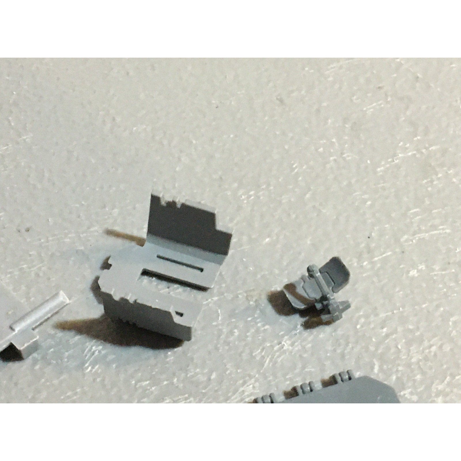 A24519 WARHAMMER 40K SPACE MARINES BITS LOT TANK RHINO RAZORBACK LAND RAIDER