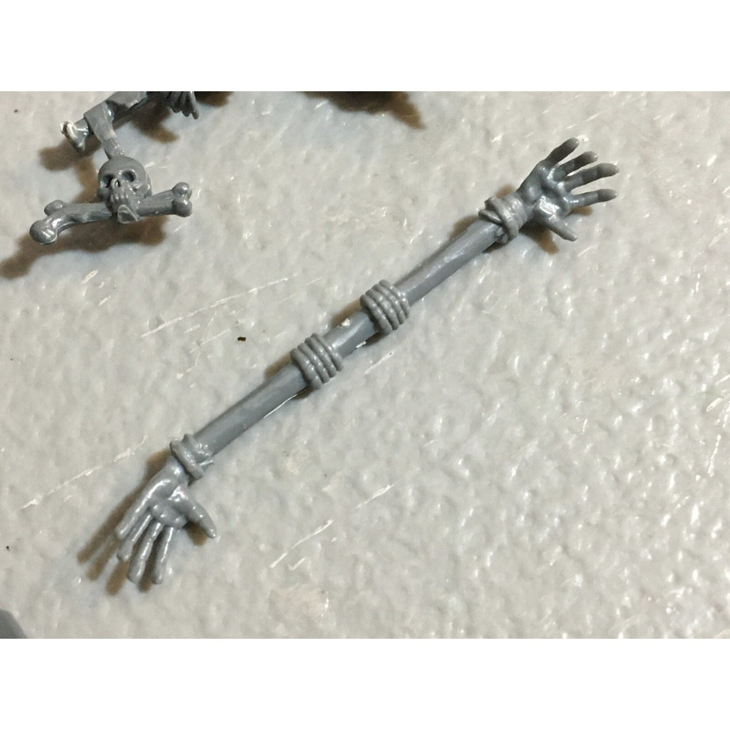 A23423 WARHAMMER FANTASY VAMPIRE COUNTS UNDEAD BITS LOT SKELETON WIGHT MIXED GW