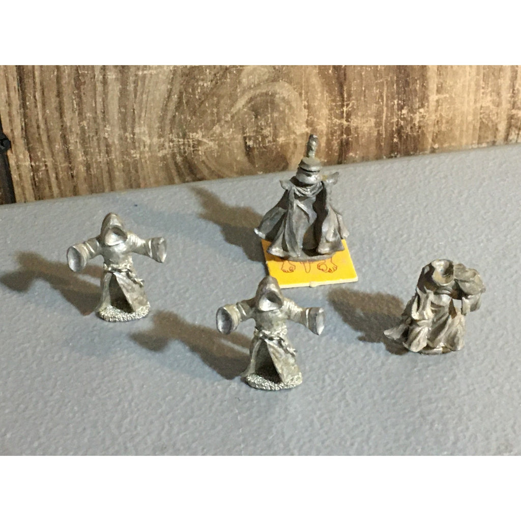 A32528 UNKNOWN METAL MINIATURES ROBED WRIATH GHOST MONK