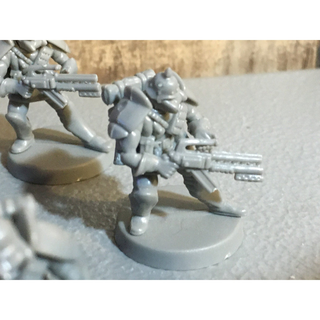 A30063 UNKNOWN TABLE TOP SCI-FI POWER ARMOR SOLDIERS 10 PK WAR GAMES