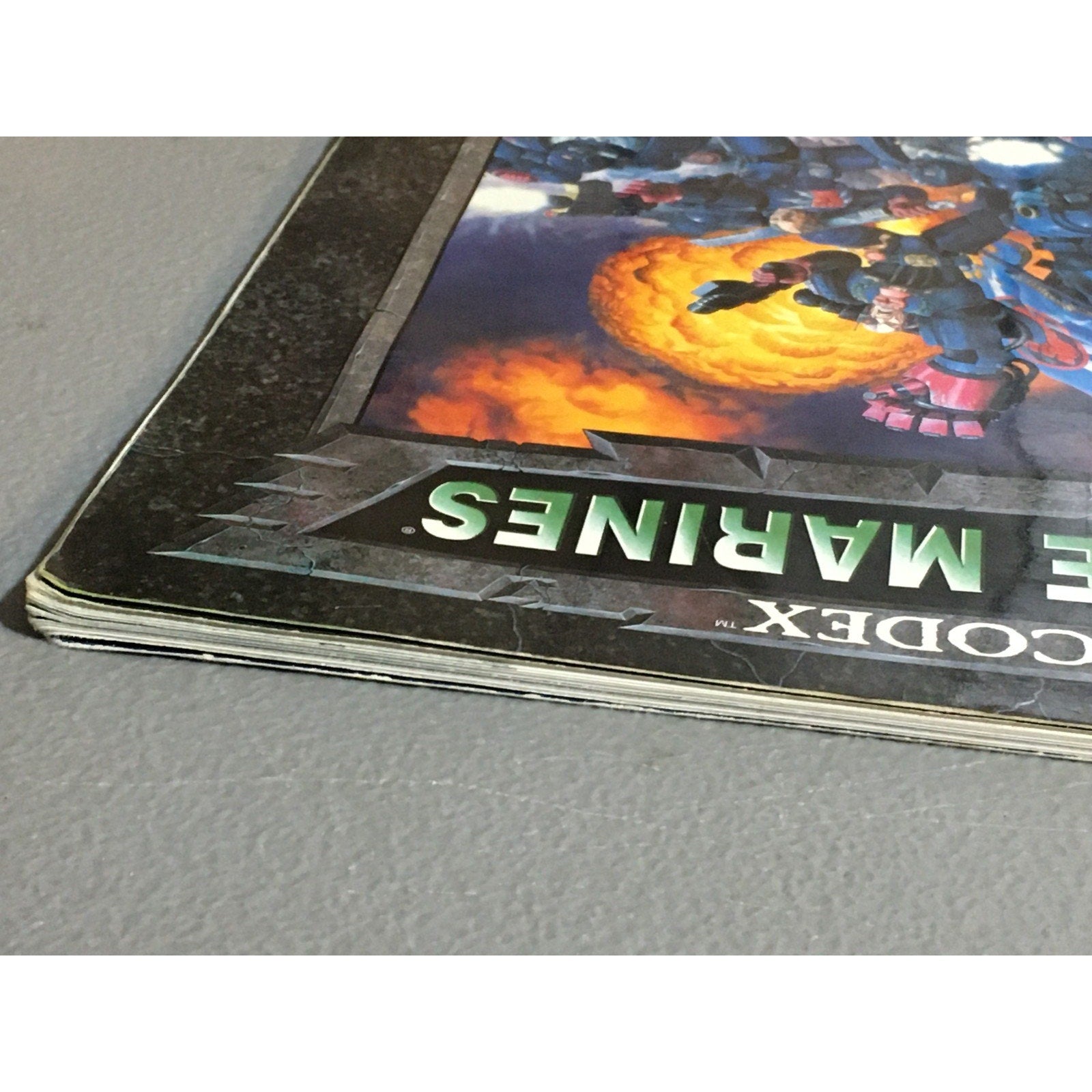BOOK GAMES WORKSHOP WARHAMMER 40K 1998 CODEX SPACE MARINES SB USED PLAYED