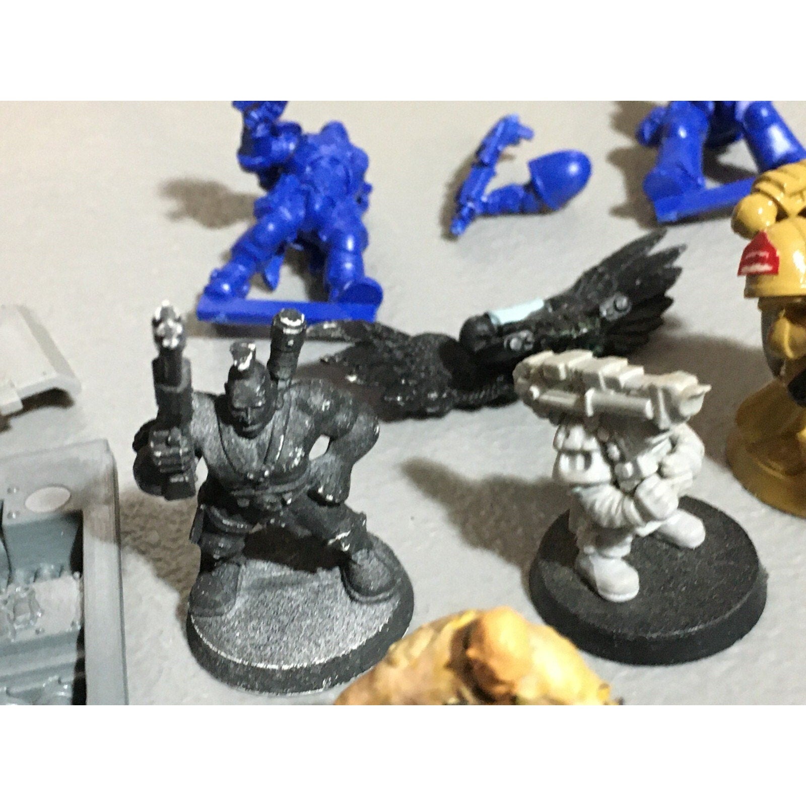A20154 WARHAMMER 40K INCOMPLETE LOT SPACE MARINES IMPERIAL ASTRA SQUAT BITS