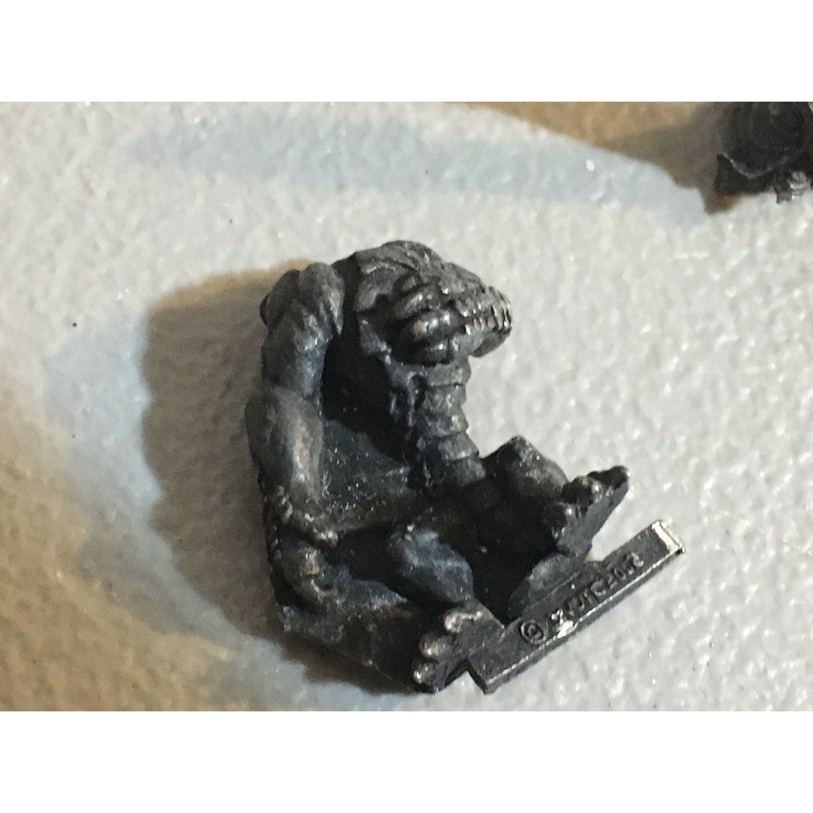 A34039 UNKNOWN METAL MINIATURES FANTASY MIXED LOT CREATURE DRAKE UNDEAD HORSE
