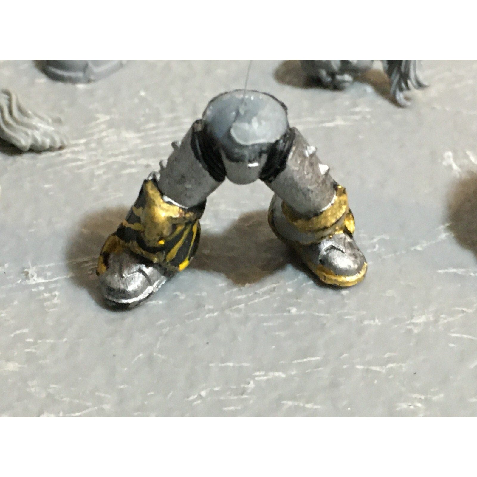 A23156 WARHAMMER 40K CHAOS SPACE MARINES BITS LOT MIXED LEGS ARMS HEADS GW