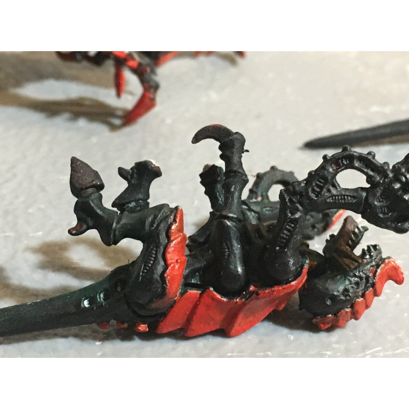 A20394 WARHAMMER 40K TYRANIDS INCOMPLETE TROOP LOT + METAL LICTOR TORSO BIT GW