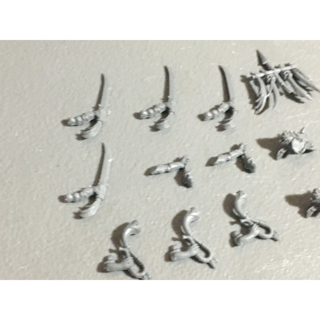 A22631 WARHAMMER FANTASY ORCS & GOBLINS BITS LOT GOBLIN WOLF RIDER ARMS GW