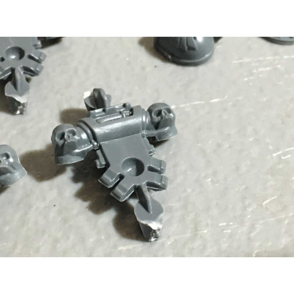 A22604 WARHAMMER SPACE MARINES DARK ANGELS BITS LOT BACKPACKS GAMES WORKSHOP GW