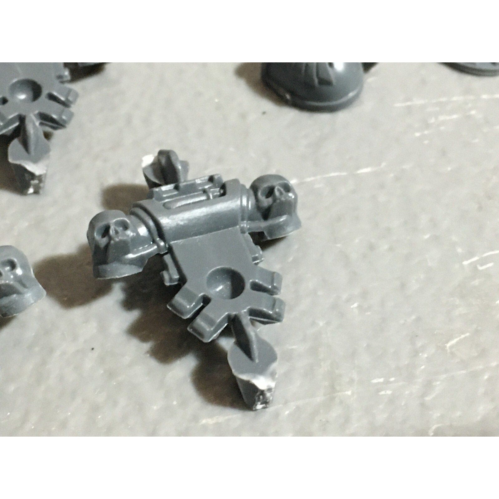 A22604 WARHAMMER SPACE MARINES DARK ANGELS BITS LOT BACKPACKS GAMES WORKSHOP GW