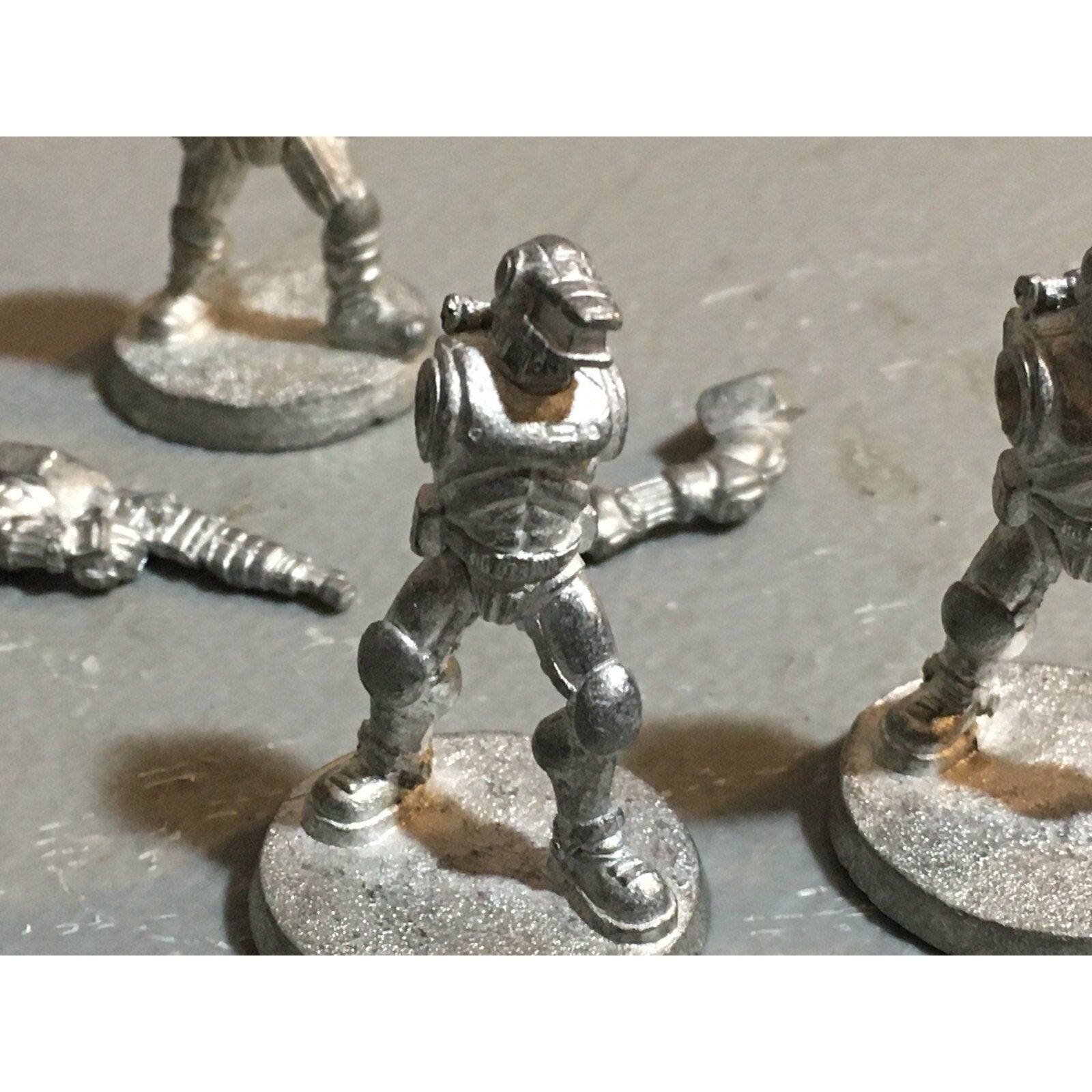A2206 GLOBAL GAMES LEGINOS OF STEEL SNIPEBOT + INC STORMTROOPERS HEAVY COMMANDOS