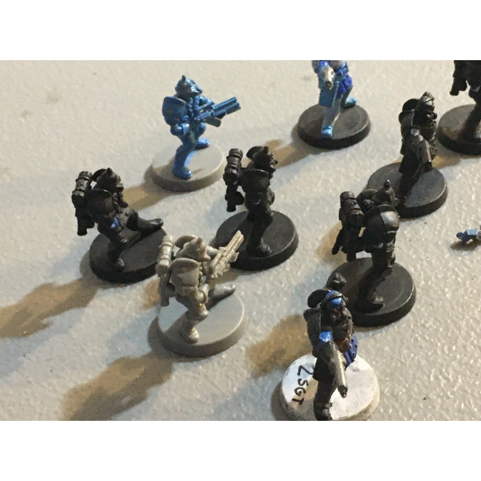 A32585 UNKNOWN PLASTIC MINIATURES BITS & INCOMPLETE LOT SPACE SOLDIER SCI-FI