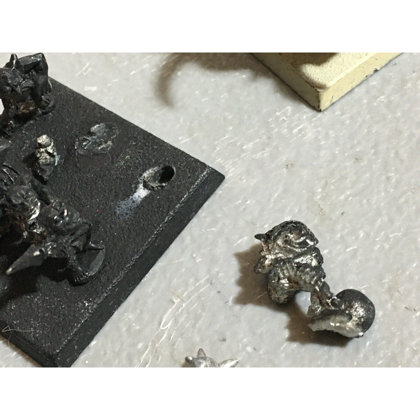 A21033 WARHAMMER FANTASY ORCS & GOBLINS METAL SNOTLING BLACK ORC BOAR